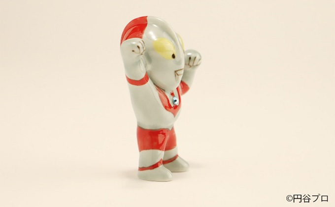 九谷焼✕ウルトラマン　円谷プロ　陶器　九谷焼ウルトラマンアートシリーズ　希少品 トップブランドのファッション 九谷焼✕ウルトラマン 円谷プロ