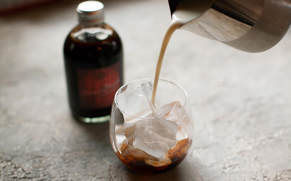 【CINEMA COFFEE】ラテベース２本セット (無糖×1 加糖×1）