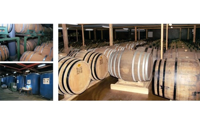 とろしかや28度 720ml×1本 お酒 米焼酎 焼酎 晩酌 アルコール 家飲み オーク樽 熟成 麦焼酎 ブレンド 甘さ 奥行き 華やかな 香り 古酒 