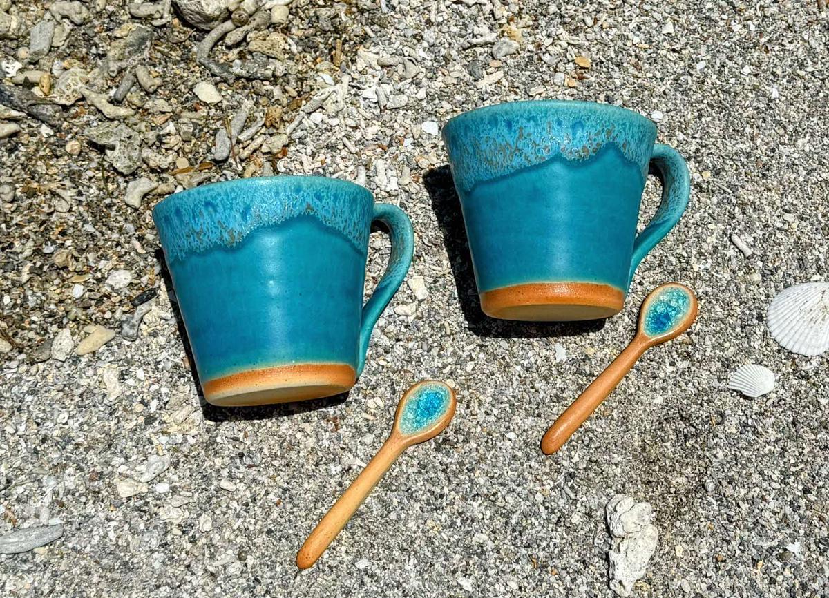 うるま陶器『ペアマグカップ（スプーン付）』
