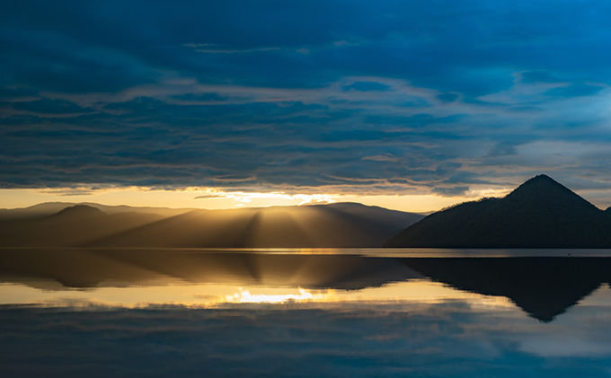 【三大蟹付】洞爺湖万世閣ホテルレイクサイドテラス ペア宿泊券 旅行 温泉 お泊り チケット 2名様 蟹の盛り合わせ 