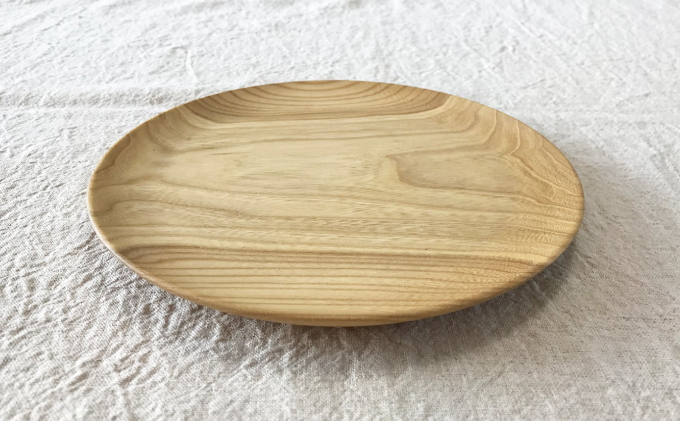 十勝の木のうつわ［天然木製］ 皿 21cm【 工芸品 食器 北海道 十勝 幕別 】