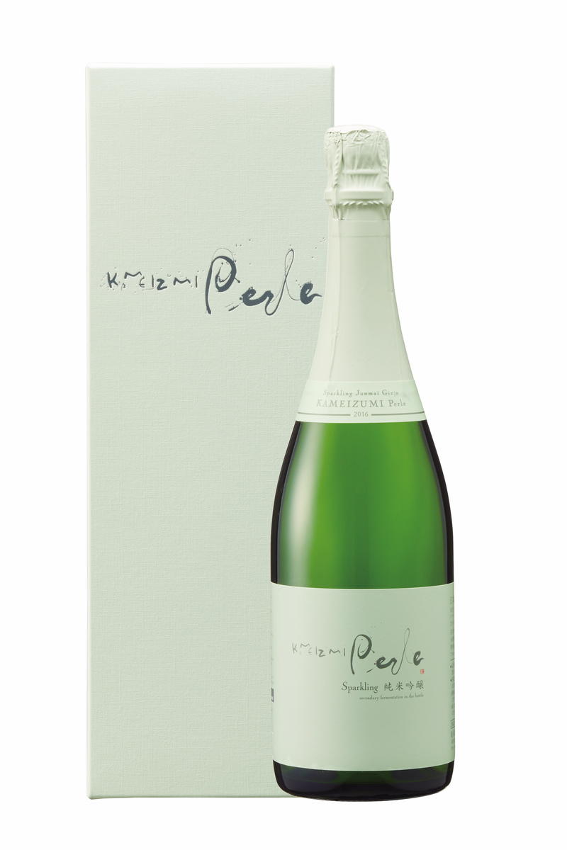 スパークリング ペルル 720ml お酒 酒 日本酒 甘口 飲みやすい 女性 贈り物 アルコール度数13度 贈答 ギフト プレゼント おしゃれ お祝い 亀泉酒造 お取り寄せ ご当地 地酒 美味しい 冷蔵 配送