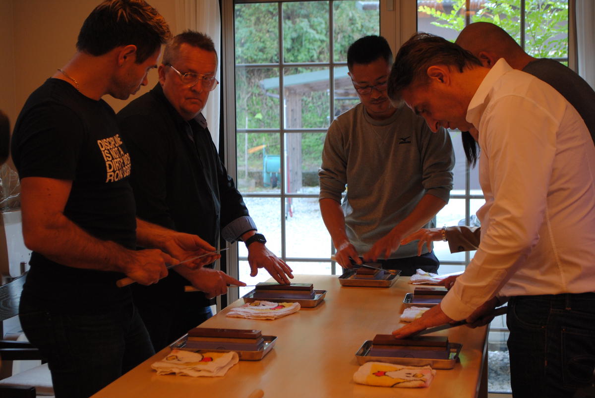 身卸包丁210ミリ銀３鋼　身卸 包丁 日本製 ステンレス 刃渡り21cm 210mm 料理 高級 本格的 魚 さばく 包丁 刺し身 おろし ふるさとのうぜい 故郷納税 返礼品 高知県 土佐市