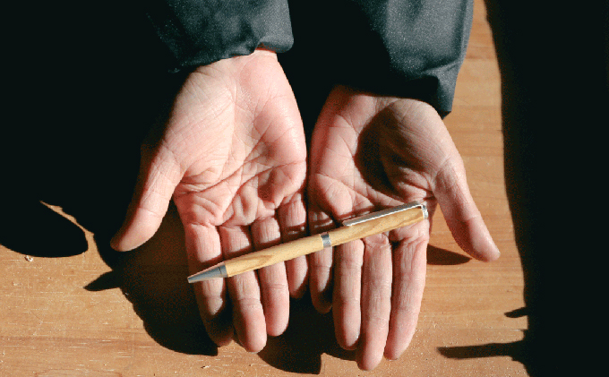 瀬戸内市内のオリーブの木を使用した世界でたったひとつのボールペン 文房具 筆記具 普段使い 筆記用具 会社用 自宅用 ビジネス 小物 