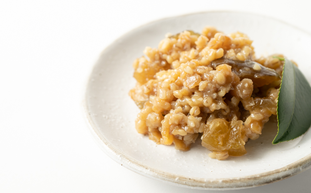 AH6011n_紀州湯浅より昔ながらの製法にこだわった 手作り 天然熟成 生みそ 700gと 金山寺味噌 700gセット【金山寺みそ 径山寺味噌 おかず味噌 国産 味噌】