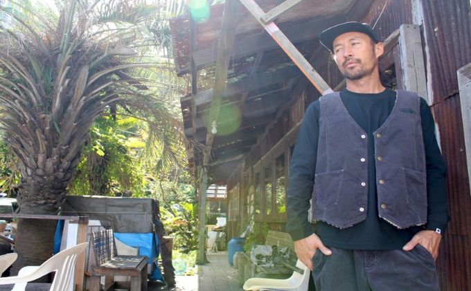 TheCaviar ヴィンテージコーデュロイベスト　ブラック ファッション 服 男性 メンズ トップス シープボア素材 ボア素材 裏地 保温性 ヴィンテージベスト オマージュ 着心地 日本製 