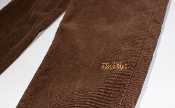 TheCaviar ヴィンテージコーデュロイトラウザー　ブラウン ファッション 男性 メンズ ズボン パンツ 日本製 クラシカル ワークスタイル シルエット 綺麗 ベルトループ巾 レングス設定 細部 こだわり 