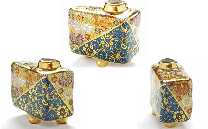 百華園-九谷焼 一輪挿し 青粒＋金花詰（傑作） a05 インテリア 雑貨 小物 飾り 花瓶 手の平サイズ 手描き 本物絵付け 玄関 リビング 客間 