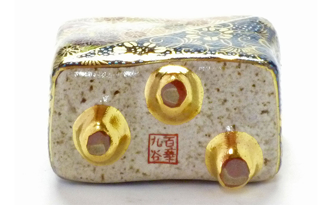 百華園-九谷焼 一輪挿し 青粒＋金花詰（傑作） a05 インテリア 雑貨 小物 飾り 花瓶 手の平サイズ 手描き 本物絵付け 玄関 リビング 客間 