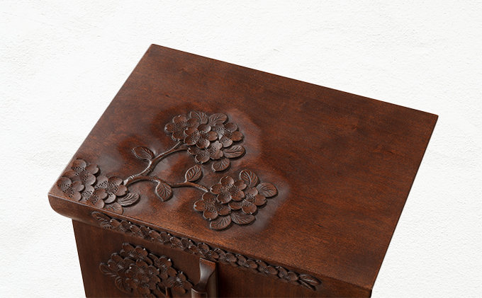 軽井沢彫 一彫堂 お仏壇 2枚扉 小 工芸品 職人手作り 桜の彫刻