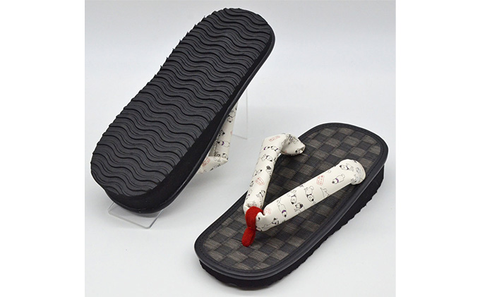 信貴×雪丸 ゆきまる雪駄 屋内屋外兼用 BW（前坪：赤） 履物 和 和テイスト お祭り お祭り衣装 小物 屋内外兼用 室内で履ける 太めの鼻緒 伝統的履物 手作業 日本の伝統 柄入り鼻緒 