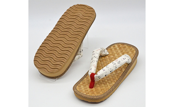 信貴×雪丸 ゆきまる雪駄 屋内屋外兼用 BrW（前坪：赤） 履物 和 和テイスト お祭り お祭り衣装 小物 屋内外兼用 室内で履ける 太めの鼻緒 伝統的履物 手作業 日本の伝統 柄入り鼻緒 