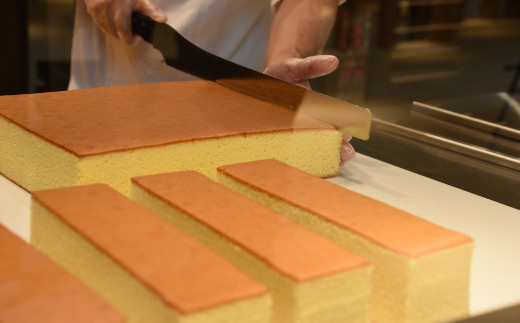 【年内発送】【たねや】カステラ２本入【FT04W】