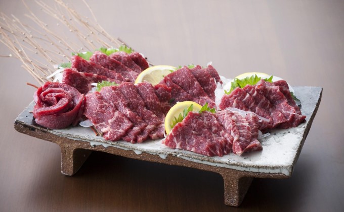 馬刺し 熊本 霜降り 馬刺 特選霜降り 中トロ 500g ブロック ユッケ 100g セット 熊本直送 国内肥育 馬肉 肉 お肉 冷凍 国産 又は カナダ産 配送不可:離島 