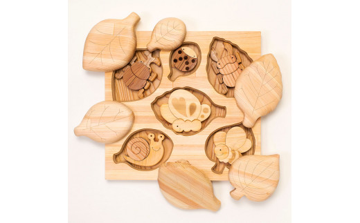 YKS021　山のくじら舎 かくれんぼパズル さとやま 木製 玩具 赤ちゃん ベビー 幼児 昆虫 カブトムシ ギフト 包装 ラッピング プレゼント 贈り物 贈答 出産祝い 誕生日祝い のし 熨斗対応 高知県産