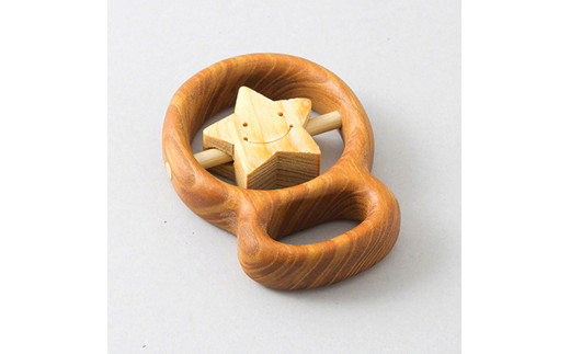 YKS019　山のくじら舎 赤ちゃんの宝石箱(箱入)おほしさま 木製 玩具 セット つみ木 歯固め コロコロ ギフト 包装 ラッピング プレゼント 贈り物 贈答 出産祝い 誕生日祝い のし 熨斗対応 高知県産