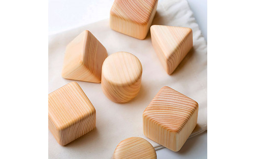 YKS009　山のくじら舎 つみき 積み木 知育玩具 おもちゃ 玩具 木製玩具 木のおもちゃ 2歳 3歳 4歳 ギフト 包装 ラッピング プレゼント 贈り物 贈答 出産祝い 誕生日祝い のし 熨斗対応 高知県産