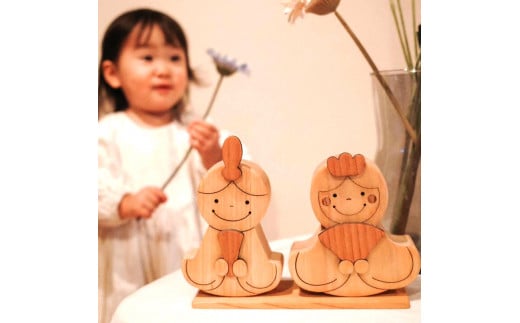 YKS003　山のくじら舎 かわいい雛人形 木製 人形 お雛様 ミニ サイズ おしゃれ かわいい コンパクト 女の子 ギフト 包装 ラッピング プレゼント 贈り物 贈答 出産祝い 誕生日祝い のし 熨斗対応 高知県産