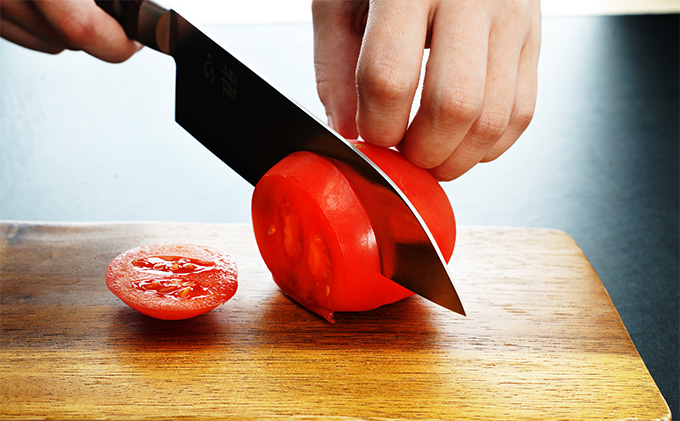 包丁『雅心』三徳包丁 キッチン用品 万能包丁 ステンレス鋼材VG1 錆びにくい 耐摩耗性 鋭い切れ味 職人手作業 両刃 手になじむ 握りやすい 