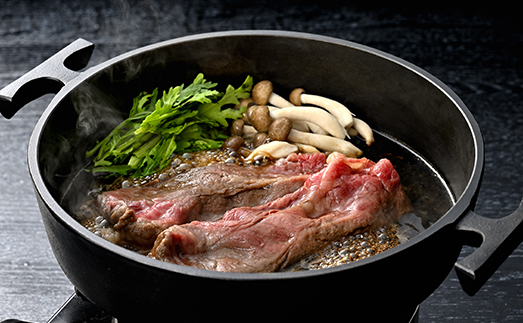 【カメチク】近江牛すき焼きしゃぶしゃぶ用700g【FK02W】