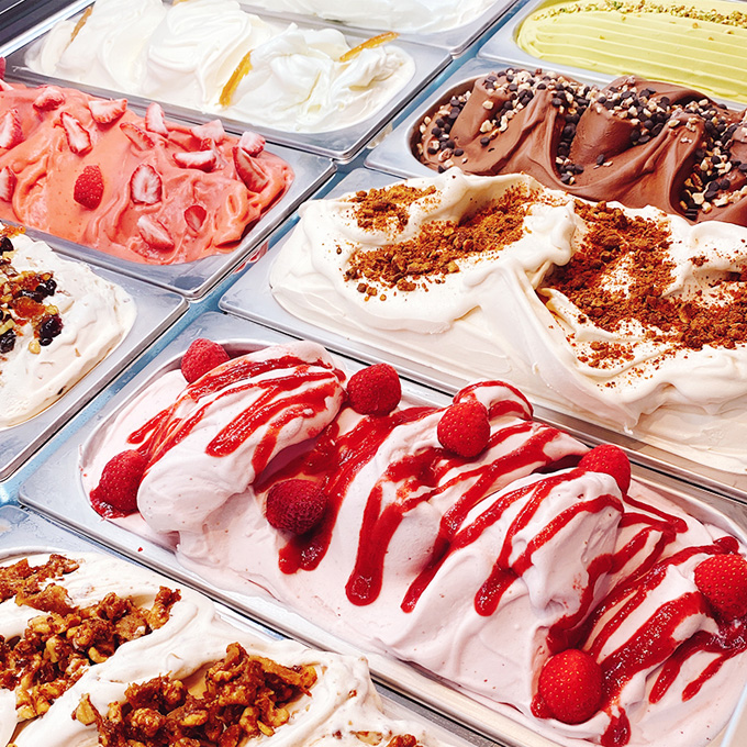 里庄町 特産品 と 瀬戸内 の しぼりたて 牛乳 使用 ジェラート 6個 エストライブ 岡山県 里庄町 送料無料 