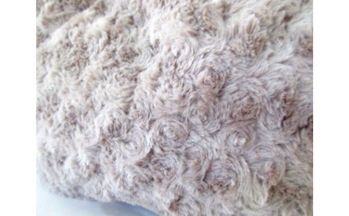 オリジナルネコ型トートバッグ　ローズファー グレー猫 ファッション かばん ふわふわ 手触り エコファー 珍しい 柔らかい おすすめ 