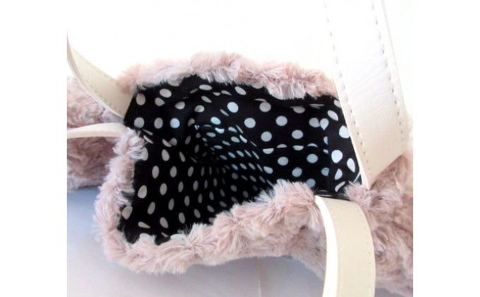 オリジナルネコ型トートバッグ　ローズファー グレー猫 ファッション かばん ふわふわ 手触り エコファー 珍しい 柔らかい おすすめ 