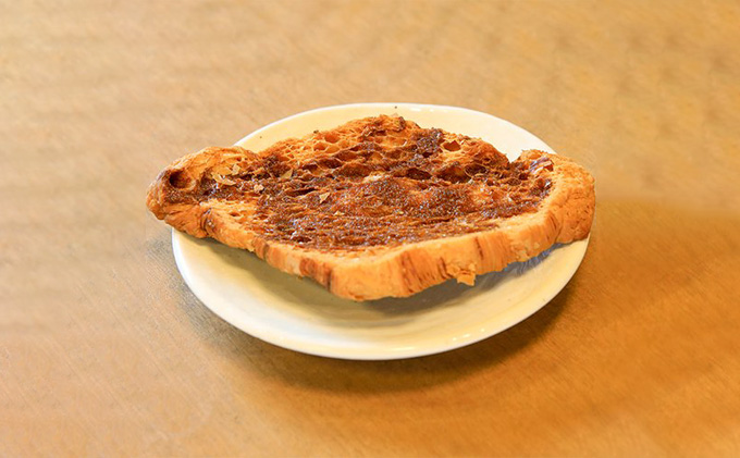 ウナギ骨せんべいと川うなり塩キャラメルラスク詰合せセット【せんべい、ラスク、詰め合わせ】 お菓子 焼き菓子 お菓子セット 洋菓子 おやつ お茶請け クロワッサンラス クヴィエノワラスク 