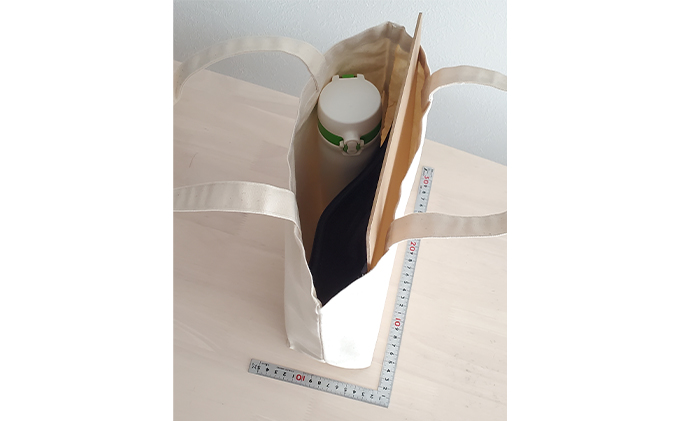 手描き　帆布手提げカバン　コットンバッグ 雑貨 ファッション小物 トートバッグ 手提げバック 手描き作品 普段使い お出かけ 