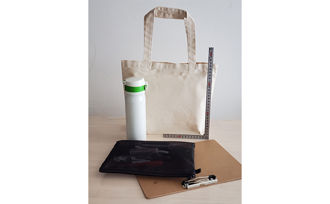 手描き　帆布手提げカバン　コットンバッグ 雑貨 ファッション小物 トートバッグ 手提げバック 手描き作品 普段使い お出かけ 