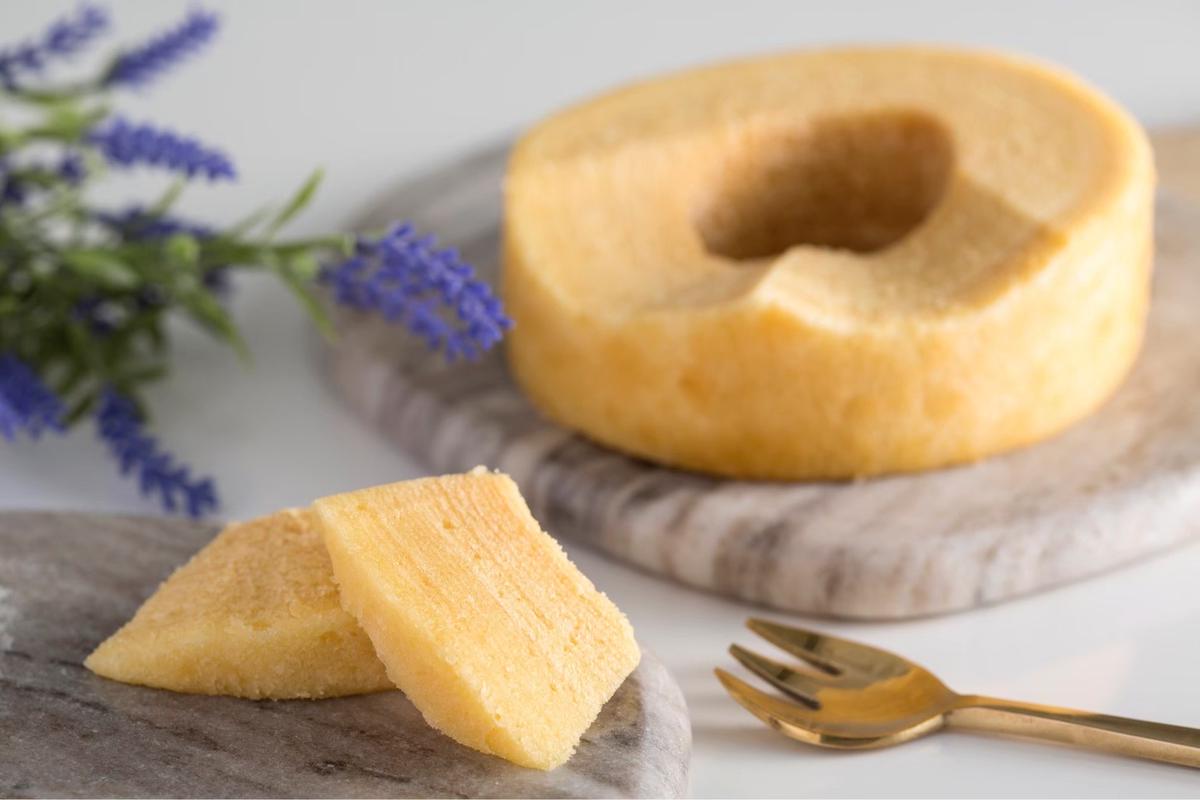 北海道 富良野市 ギフトセットプレミアム  バウムクーヘン スイーツ デザート 道産 ケーキ【Haus Von Frau Kurosawa】(お菓子 スイーツ デザート お祝い おやつ 贈り物 ギフト 甘い 手作り 北海道 送料無料 道産 富良野 ふらの 人気)