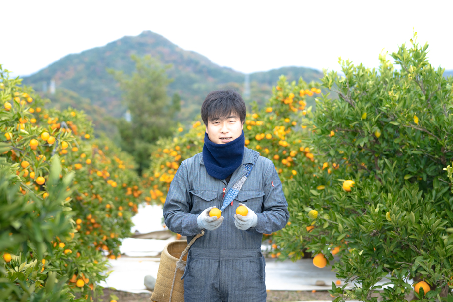 時代提げ物　有田作　能面　能楽　雅楽　木彫　面根付　時代箱付　M　R7872 時代提げ物有田作能面能楽雅楽木彫面根付時代箱付MR7872