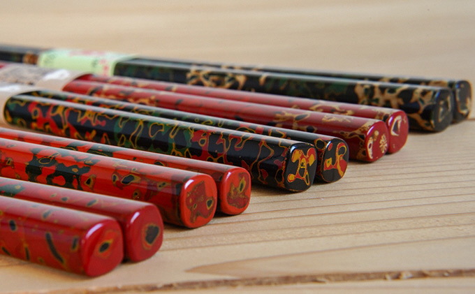 津軽塗 箸（中）1膳・唐塗 赤上 工芸品 お箸 手作り 伝統技術
