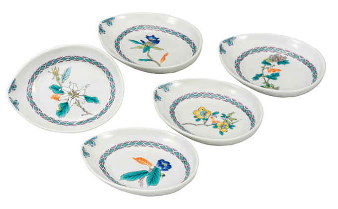九谷焼　4.8号皿揃　草花絵変り （5枚セット）a01 食器 キッチン雑貨 キッチンアイテム 雑貨 小物 お皿 丸皿 食卓 テーブルコーディネート 
