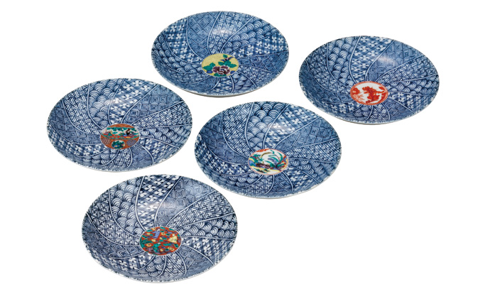 迅速発送！ 九谷焼　ウルトラマン　豆皿5枚セットです！【フルコンプ】 九谷焼 ウルトラマン豆皿 5枚セット（石川県能美市） | ふるさと