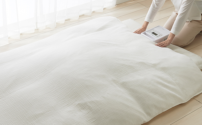 布団乾燥機 アイリスオーヤマ ハイパワーシングルノズル FK-H1 ふとん乾燥機  コンパクト カラリエ  衣類乾燥機 布団 乾燥 乾燥機 湿気 ダニ退治 ダニ 湿気 布団あたため 靴乾燥 シューズドライヤー 花粉対策 梅雨