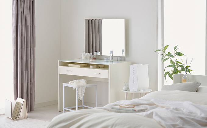 アイリスオーヤマ 布団乾燥機 カラリエ Colors シングルノズル FK-RD1-W オフホワイト ふとん乾燥機 乾燥機 布団乾燥 布団 乾燥 温め 保温 靴乾燥機 靴乾燥 シューズドライヤー ダニ退治 コンパクト 電化製品 家電 宮城 宮城県 大河原 大河原町