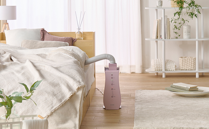 布団乾燥機 アイリスオーヤマ シングルノズル FK-RD1-P ピンク ふとん乾燥機 衣類乾燥機 カラリエ Colors タイマー付 布団 乾燥 乾燥機 湿気 ダニ対策 ダニ 湿気 布団あたため 靴乾燥 シューズドライヤー 花粉対策 梅雨