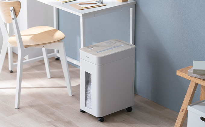 アイリスオーヤマ　シュレッダー　OS-A17C-W OS-A17C-W オフィスシュレッダー アイリスオーヤマ クロスカット