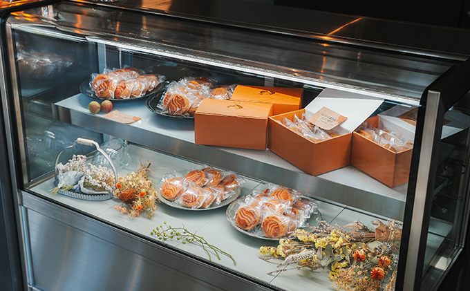 あんバター仏蘭西菓子カニアンヌ(8個セット) お菓子 スイーツ 発酵バター 焼き菓子 アーモンドクリーム しっとり あんこ 無添加素材使用 お茶菓子 ティータイム 