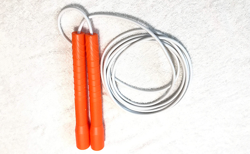 フリースタイルロープ オレンジ色 プロが本気で考えた跳びやすい 縄跳び スポーツ スポーツ用品 運動 雑貨 適度な硬さ 回転しやすい 技チャレンジ 大会使用モデル 