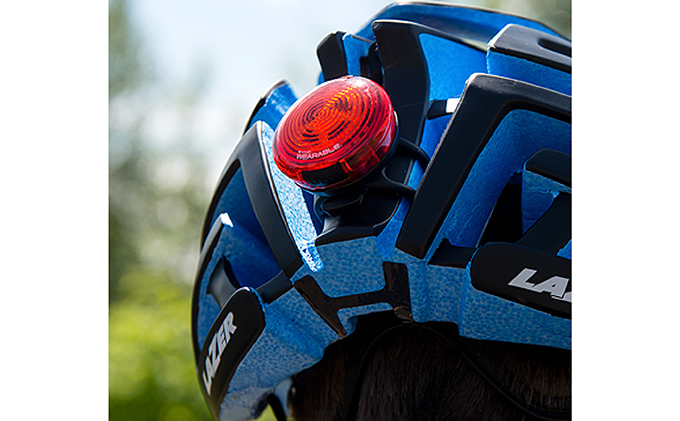 岡山県赤磐市のふるさと納税 ウェアラブル セーフティ ライト ［ SYNC WEARABLE ］ キャットアイ 自転車 日用品 雑貨