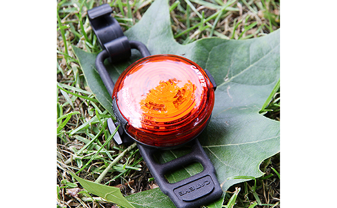 岡山県赤磐市のふるさと納税 ウェアラブル セーフティ ライト ［ SYNC WEARABLE ］ キャットアイ 自転車 日用品 雑貨