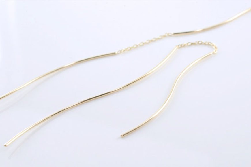 山梨県中央市のふるさと納税 ピアス K10 ロングピアス アメリカンピアス ジュエリーケース付き [シエロ 山梨県 中央市 21470770] アクセサリー ジュエリー アクセ ゴールド 10金 チェーン レディース 線 華奢