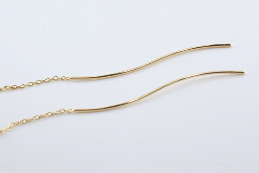 山梨県中央市のふるさと納税 ピアス K10 ロングピアス アメリカンピアス ジュエリーケース付き [シエロ 山梨県 中央市 21470770] アクセサリー ジュエリー アクセ ゴールド 10金 チェーン レディース 線 華奢