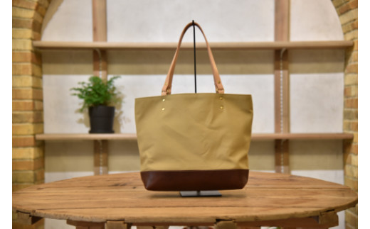 近江牛レザーと地産帆布で作った２ポケットトートバッグ　ダークウォルナット【CC25W】