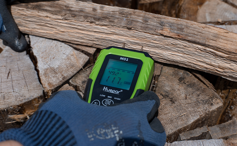 針葉樹ミックス薪（200kg）引換チケット 良質な薪 薪ストーブ用 焚火用 キャンプ用 アウトドアグッズ キャンプ用品 燃料 