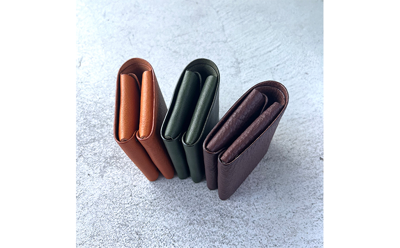 本革 ノンステッチの二つ折りミニ財布 シボ入り栃木レザー ファッション小物 革小物 レザー小物 ウォレット コンパクト カード入れ 小銭入れ お札入れ 