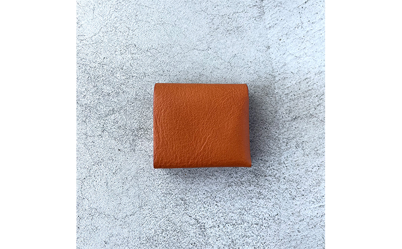 本革 ノンステッチの二つ折りミニ財布 シボ入り栃木レザー ファッション小物 革小物 レザー小物 ウォレット コンパクト カード入れ 小銭入れ お札入れ 